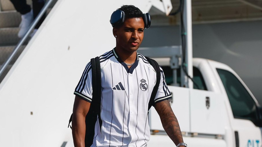 Gigante da Inglaterra define prazo para investida em Rodrygo